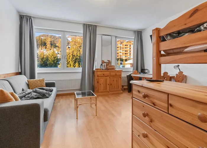 Cosy Au Centre De Кран-Монтана